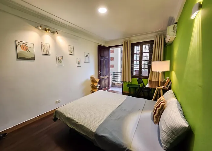 Rainbow Homestay - No 8 Alley 18B Tong Dan